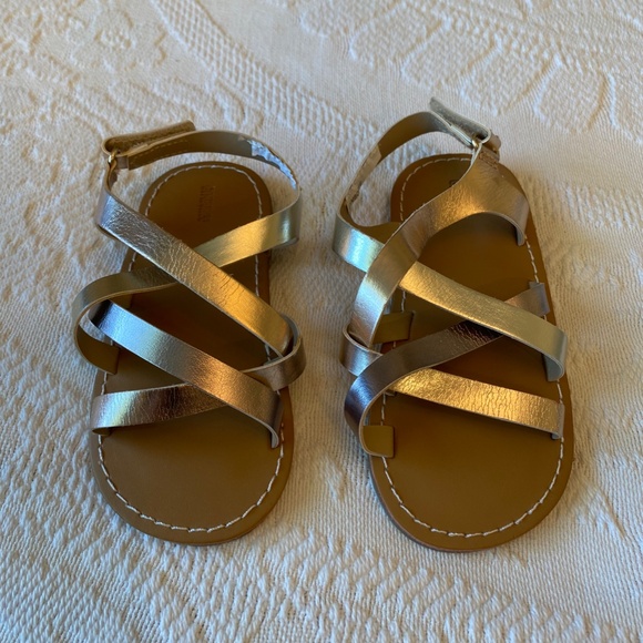 Gymboree Toddler size 7 Sandals - Picture 3 of 4